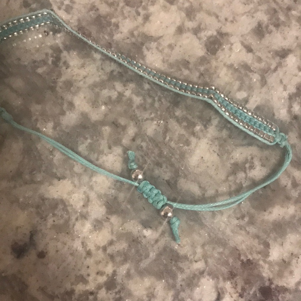 Hand Beaded Pull Bracelet from Hawaii - Picture 3 of 3
